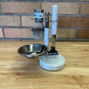Golddachs 3-Piece Shaving Set – Traditional Wet Shave Kit
